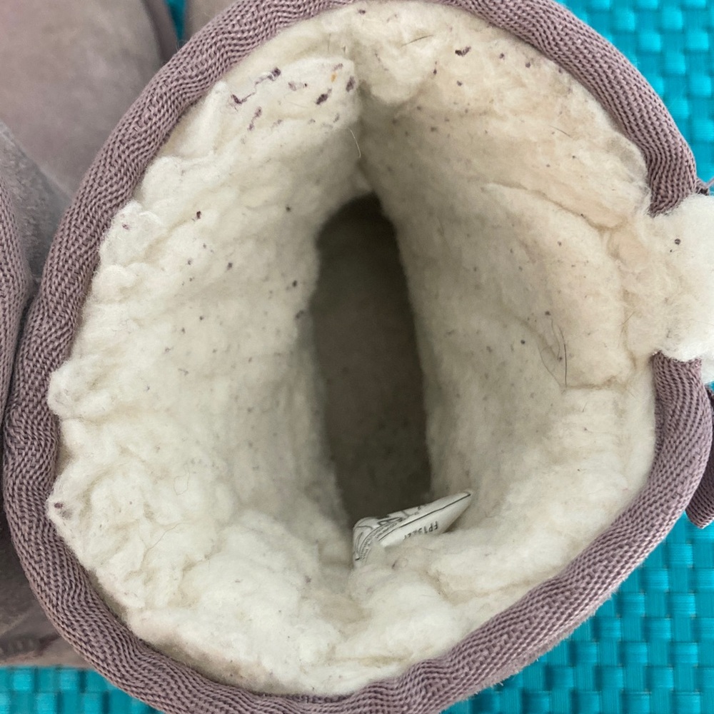 Koolaburra by UGG ~ Kids Boots EUC  Size 1 - Picture 8 of 12